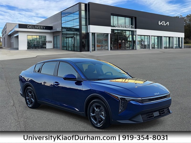 Certified 2025 Kia K4 LXS image 1