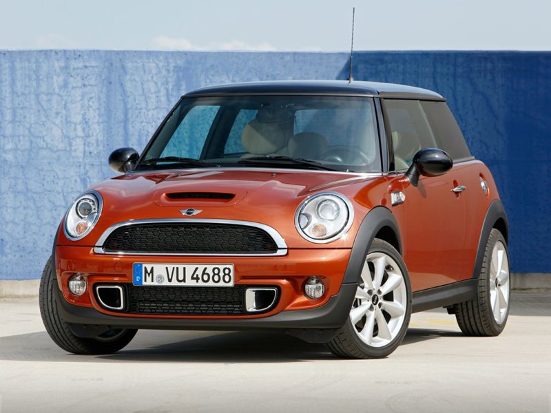 Used 2013 MINI Cooper S image 1