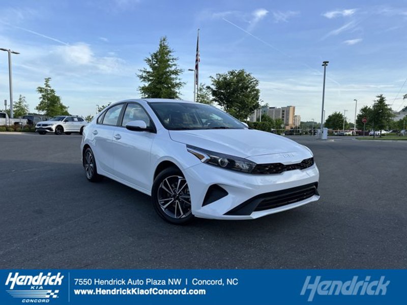 Certified 2022 Kia Forte LXS w/ LXS Technology Package image 1