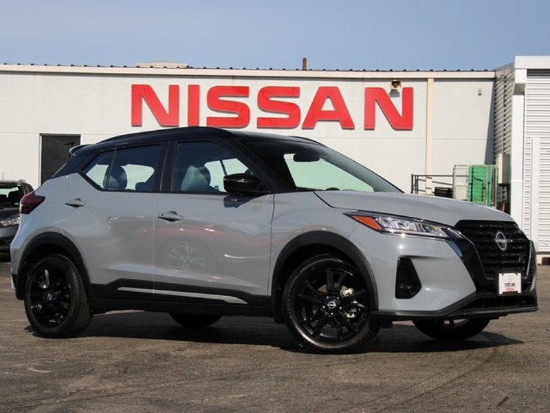 Certified 2024 Nissan Kicks SR image 1