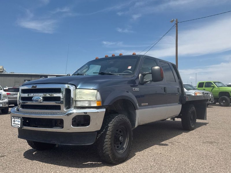 Used 2005 Ford F350 Lariat image 1