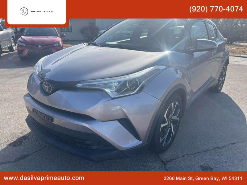 Used 2018 Toyota C-HR XLE image 1