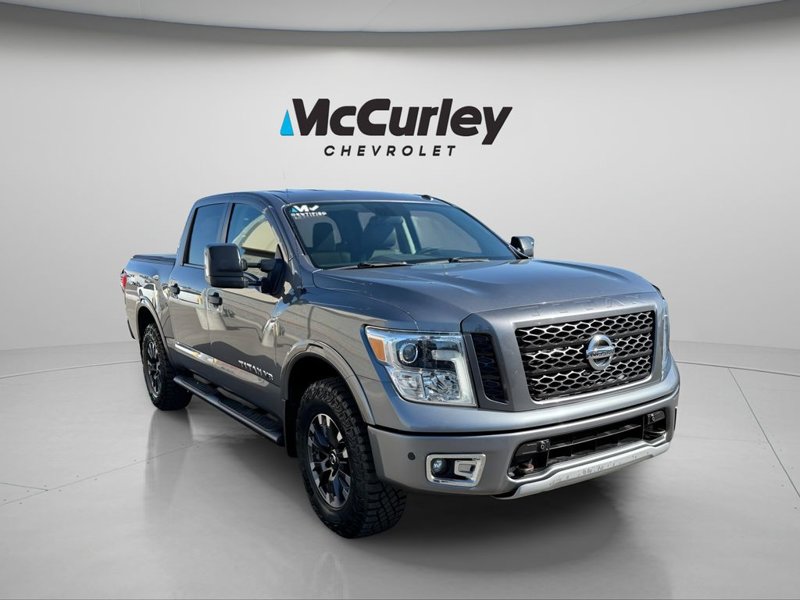 Used 2018 Nissan Titan PRO-4X image 1