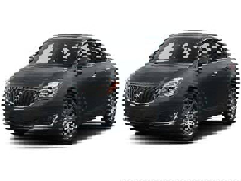 Used 2017 Buick Regal Premium image 1