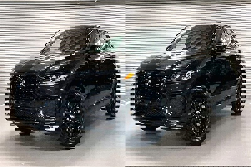 New 2026 Jaguar F-PACE R-Dynamic S image 1