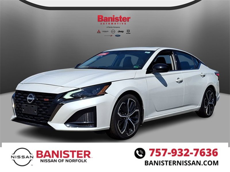 Certified 2024 Nissan Altima 2.5 SR w/ SR Premium Package image 1
