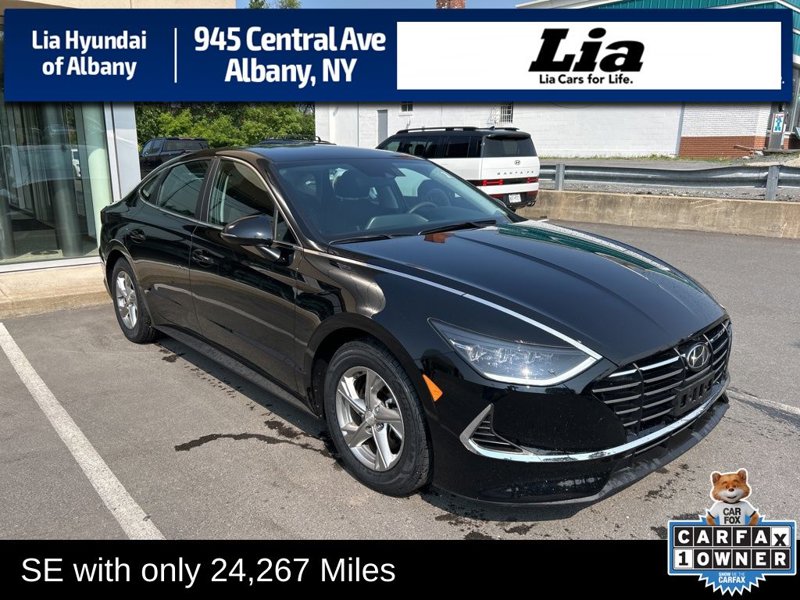 Certified 2023 Hyundai Sonata SE w/ Preferred Accessory Package image 1
