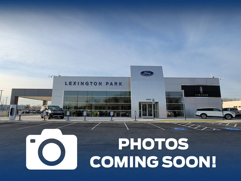 Used 2015 Ford F150 Lariat image 1