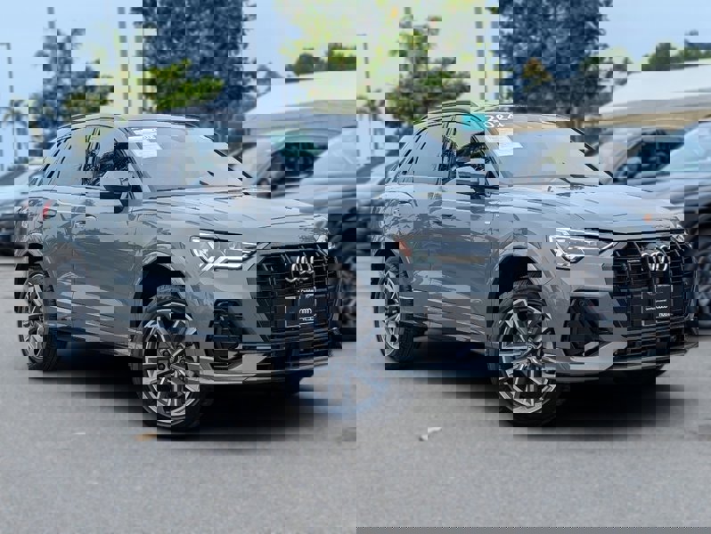 Certified 2024 Audi Q3 2.0T Premium w/ Convenience Package image 1