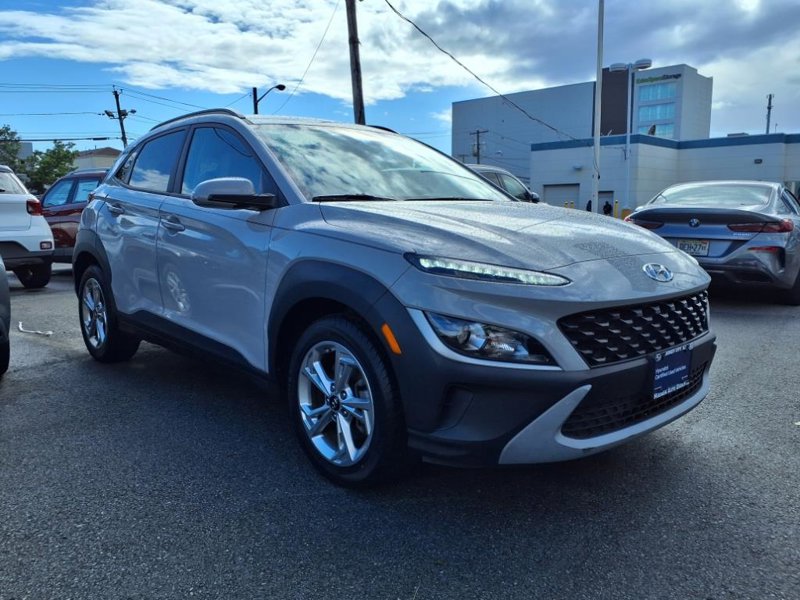 Certified 2022 Hyundai Kona SEL w/ Cargo Package image 1
