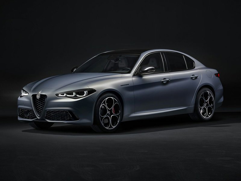 New 2024 Alfa Romeo Giulia Veloce image 1