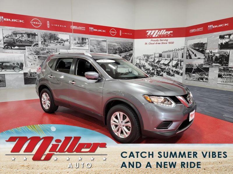 Used 2016 Nissan Rogue SV image 1