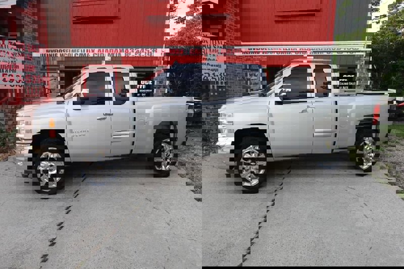 Used 2013 Chevrolet Silverado 1500 LT image 1