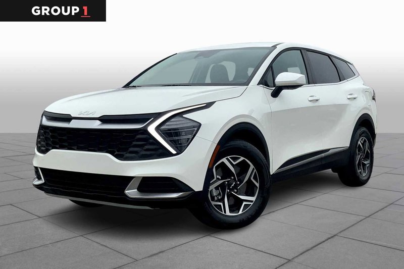 Certified 2024 Kia Sportage LX image 1
