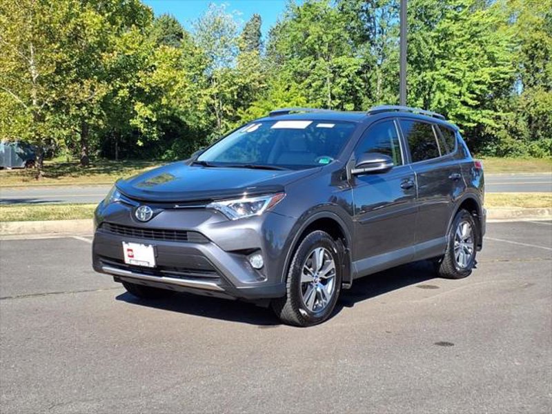 Certified 2016 Toyota RAV4 XLE image 1