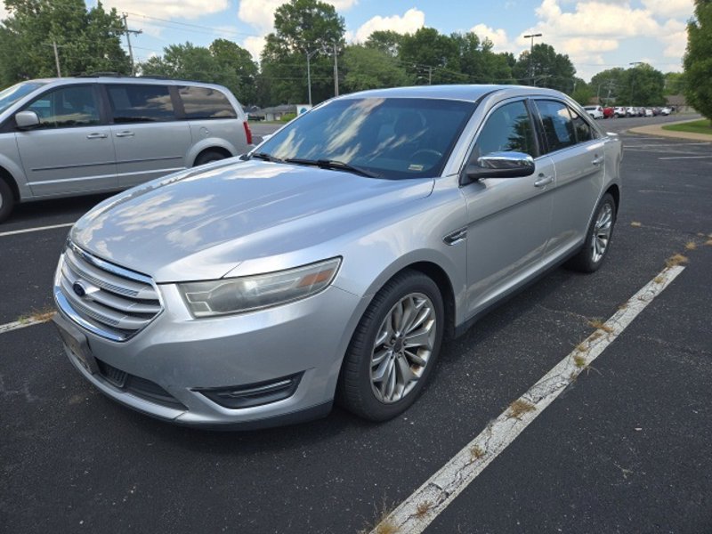 Used 2013 Ford Taurus Limited image 1