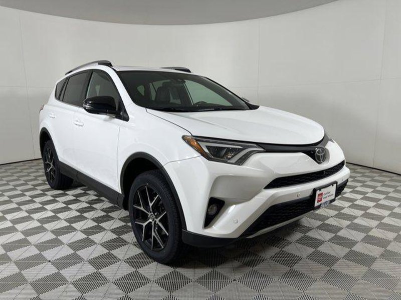 Certified 2017 Toyota RAV4 SE image 1