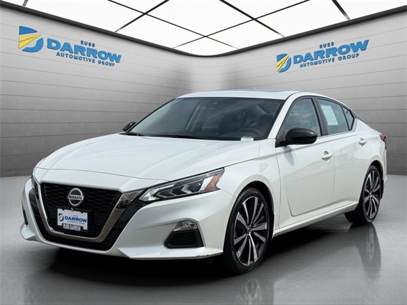 Certified 2022 Nissan Altima 2.0 SR image 1