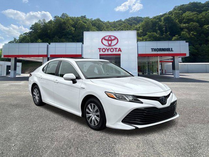 Certified 2020 Toyota Camry LE image 1