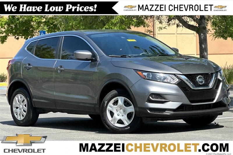 Used 2020 Nissan Rogue Sport S image 1