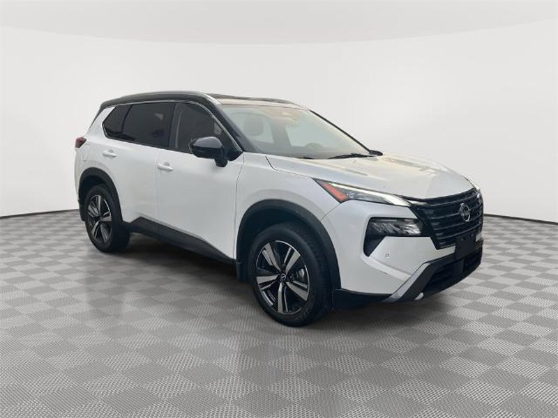 Certified 2023 Nissan Rogue SL image 1