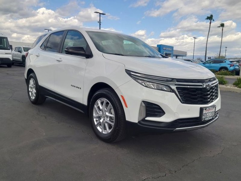 Certified 2022 Chevrolet Equinox LT image 1