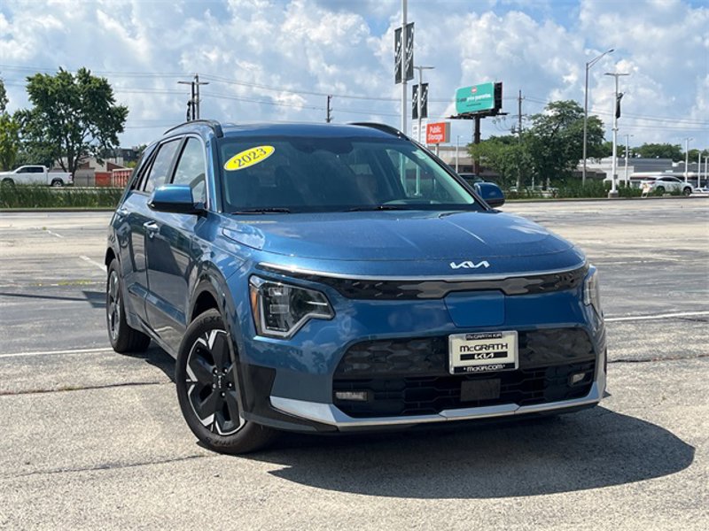 Certified 2023 Kia Niro Wave w/ Wave Preserve Package image 1