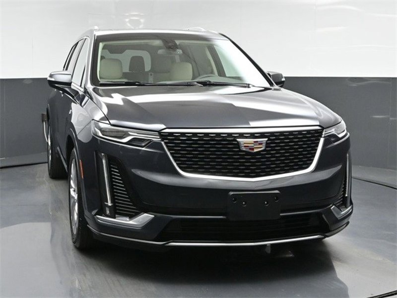 Certified 2022 Cadillac XT6 Premium Luxury image 1