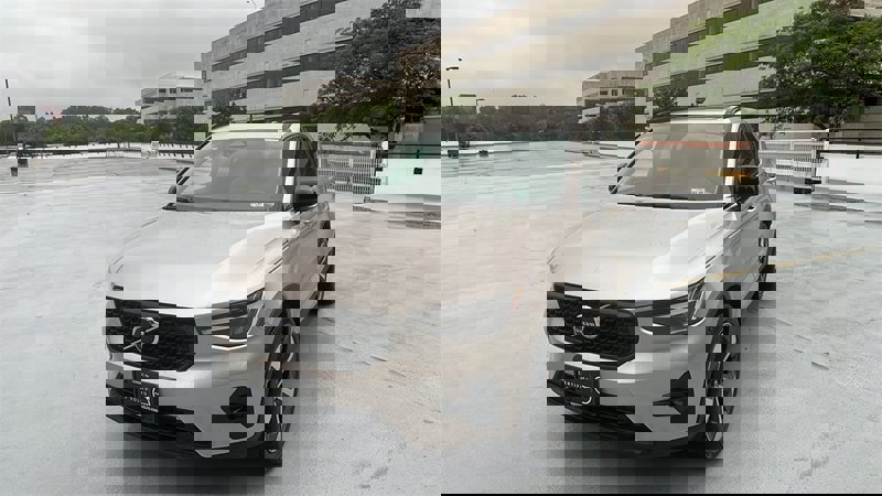 Certified 2023 Volvo XC40 B5 Plus w/ Climate Package image 1