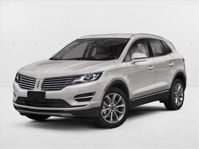 Used 2018 Lincoln MKC Reserve image 1