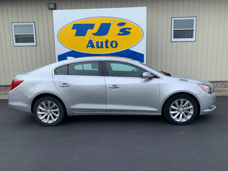Used 2016 Buick LaCrosse Leather image 1
