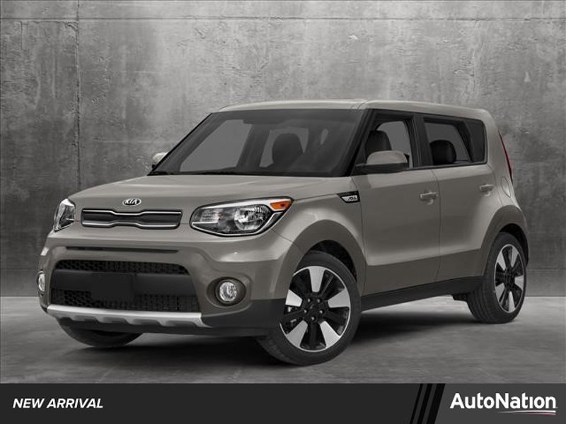 Used 2018 Kia Soul + image 1