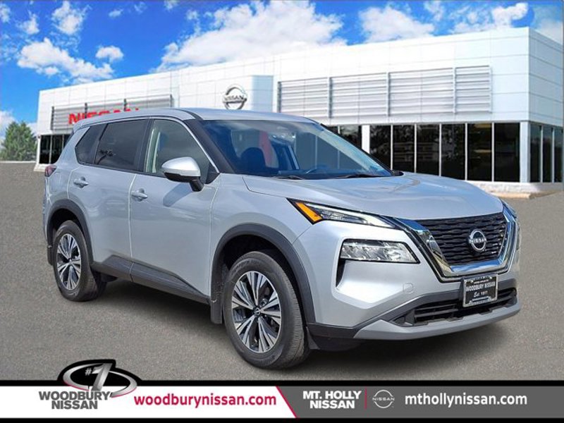 Certified 2022 Nissan Rogue SV image 1