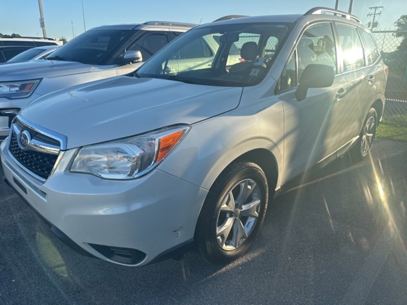 Used 2015 Subaru Forester 2.5i w/ Alloy Wheel Package image 1