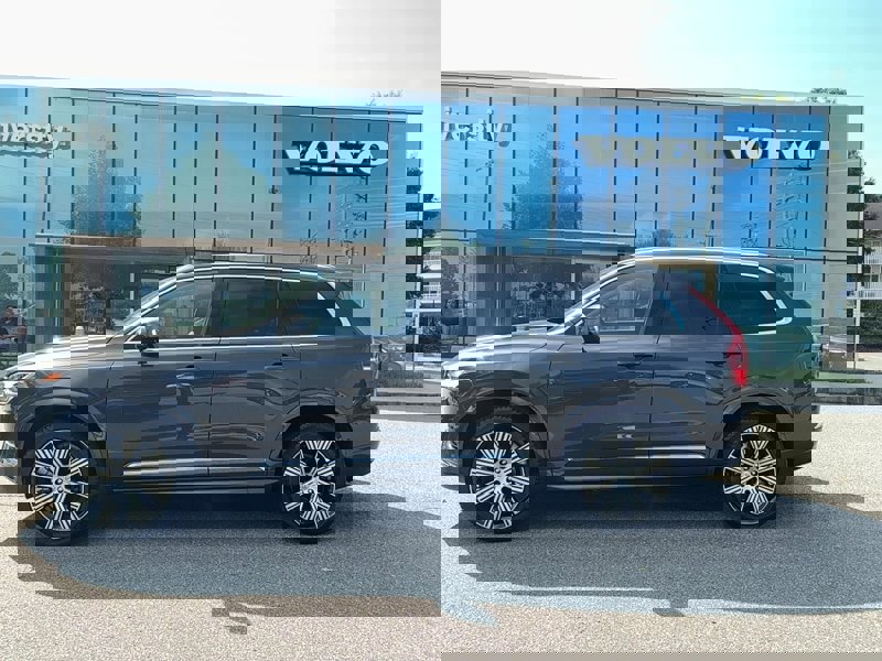 Certified 2024 Volvo XC90 B5 Plus w/ Protection Package Premier image 1