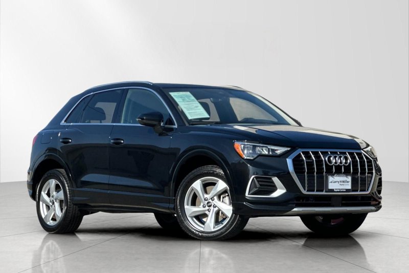Used 2021 Audi Q3 2.0T Premium image 1