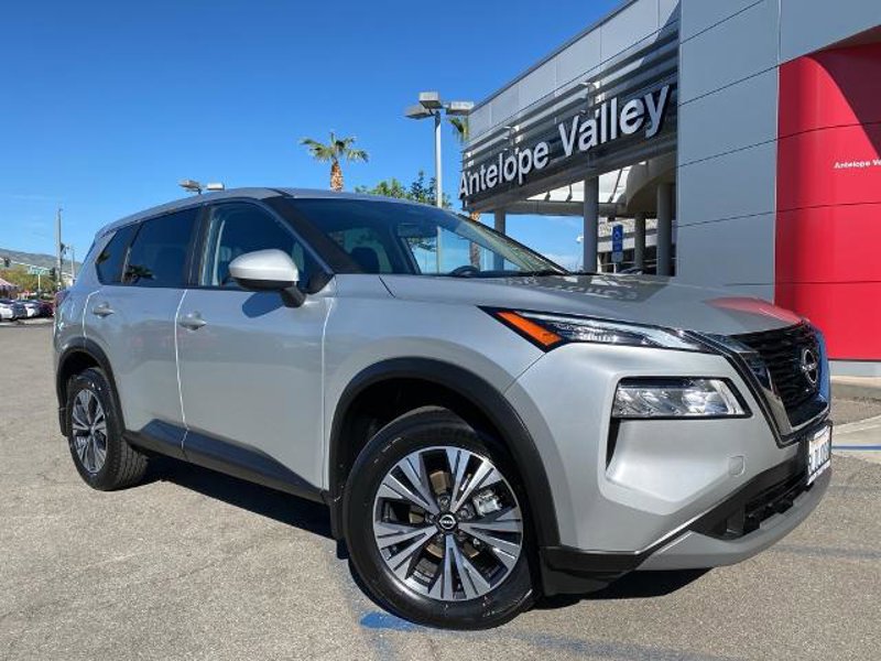 Certified 2023 Nissan Rogue SV image 1