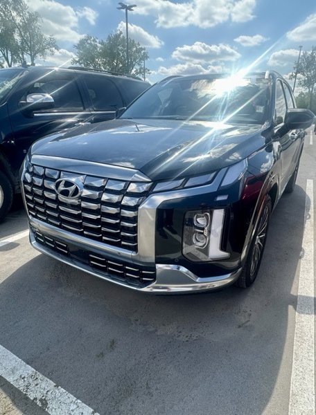 Certified 2024 Hyundai Palisade Calligraphy image 1
