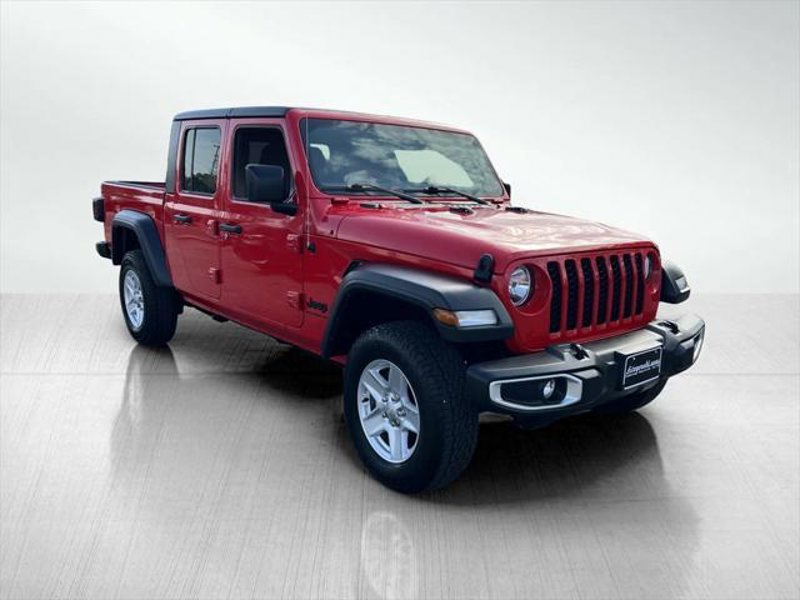 Certified 2023 Jeep Gladiator Sport image 1