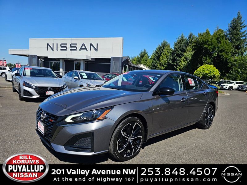 Certified 2023 Nissan Altima 2.5 SR w/ SR Premium Package image 1