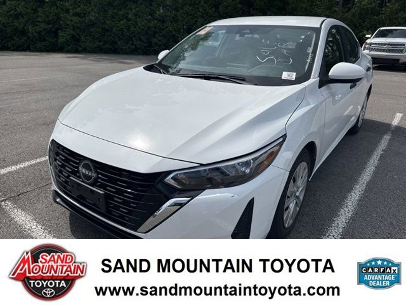 Used 2024 Nissan Sentra S image 1