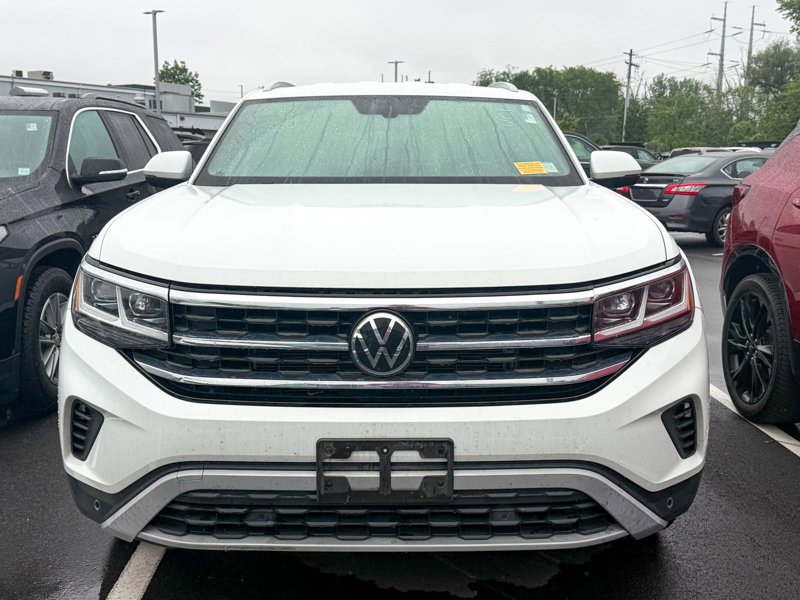 Used 2020 Volkswagen Atlas Cross Sport SE image 1