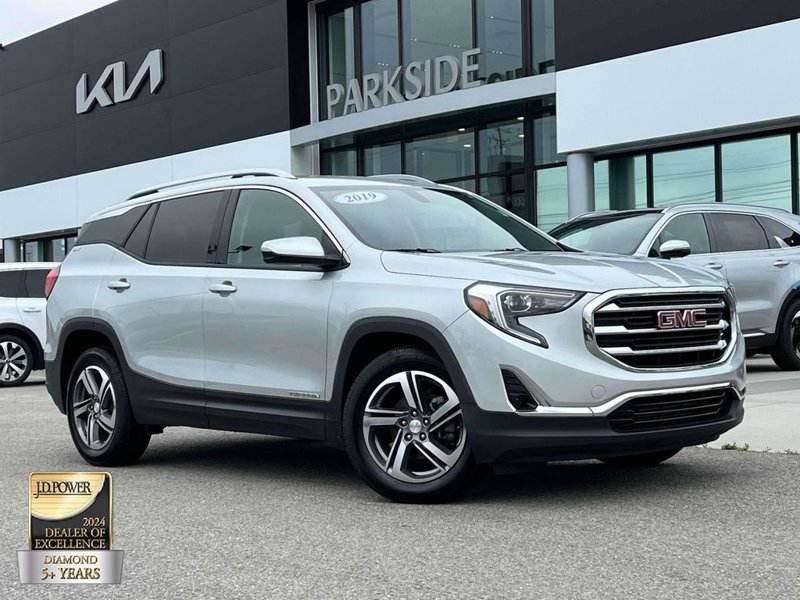 Used 2019 GMC Terrain SLT image 1