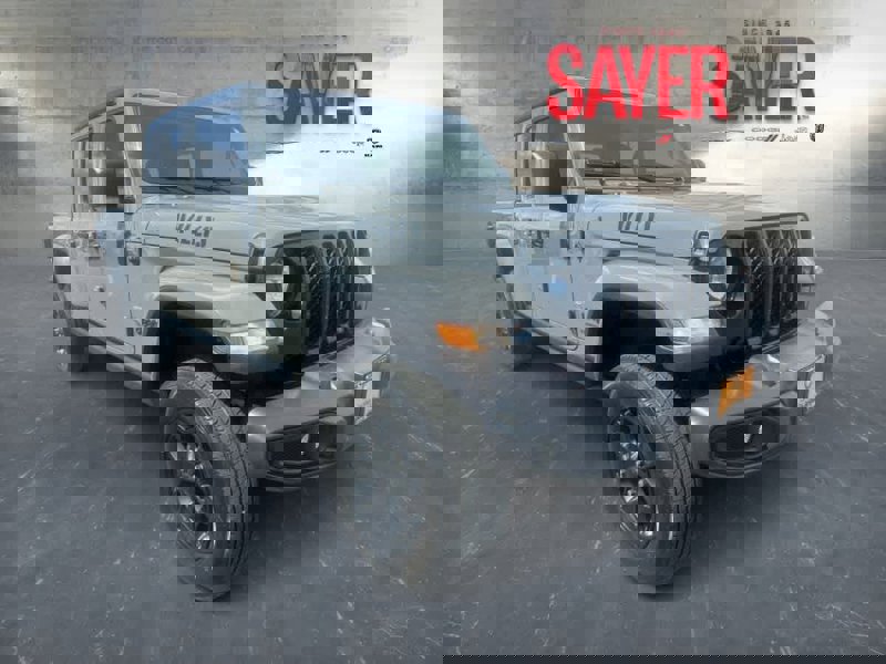 Certified 2023 Jeep Gladiator Willys image 1