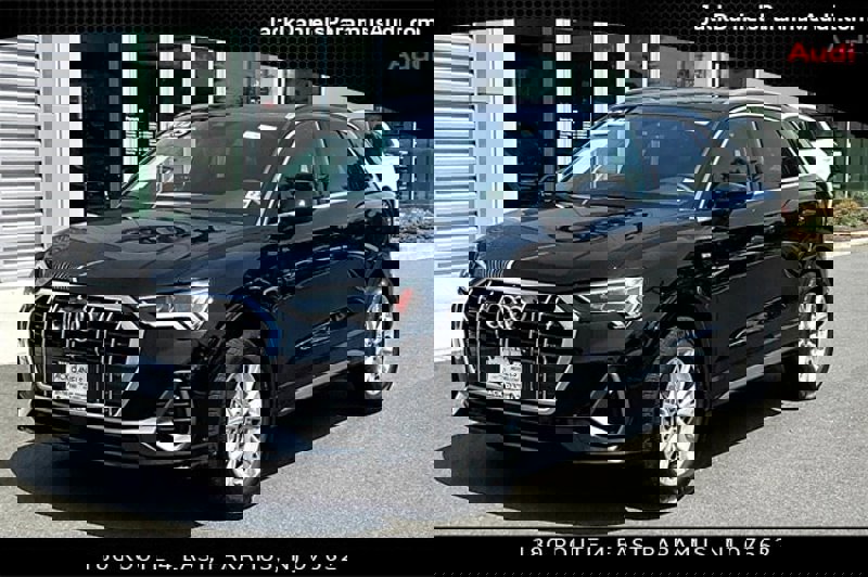 Certified 2025 Audi Q3 2.0T Premium image 1
