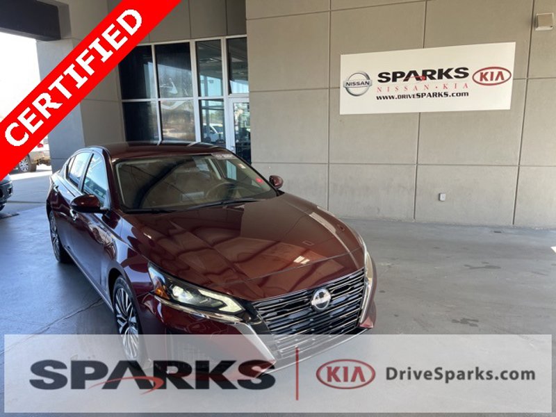Certified 2023 Nissan Altima 2.5 SV image 1