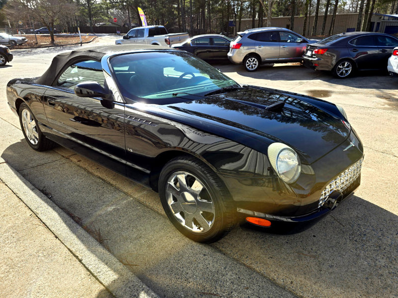 Used 2002 Ford Thunderbird image 1