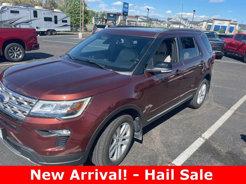 Used 2018 Ford Explorer XLT w/ Equipment Group 202A image 1