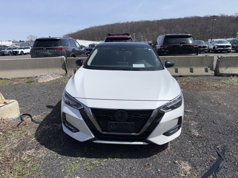 Certified 2022 Nissan Sentra SR image 1