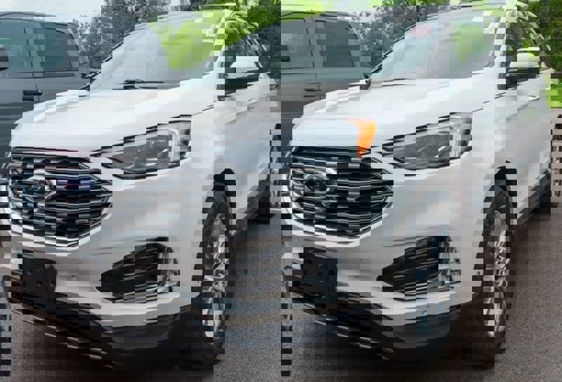 Used 2019 Ford Edge Titanium w/ Equipment Group 301A image 1